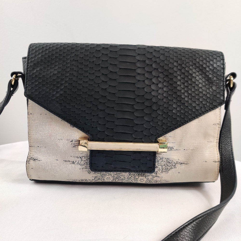 Vince Camuto leather envelope crossbody bag